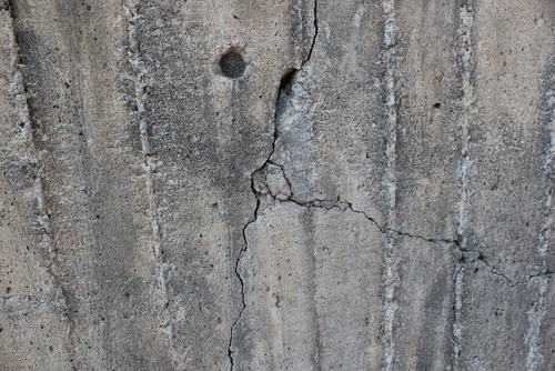 cracks in foundation