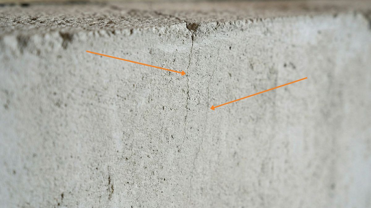 Pictures of Normal Foundation Cracks: Should You Worry? 3
