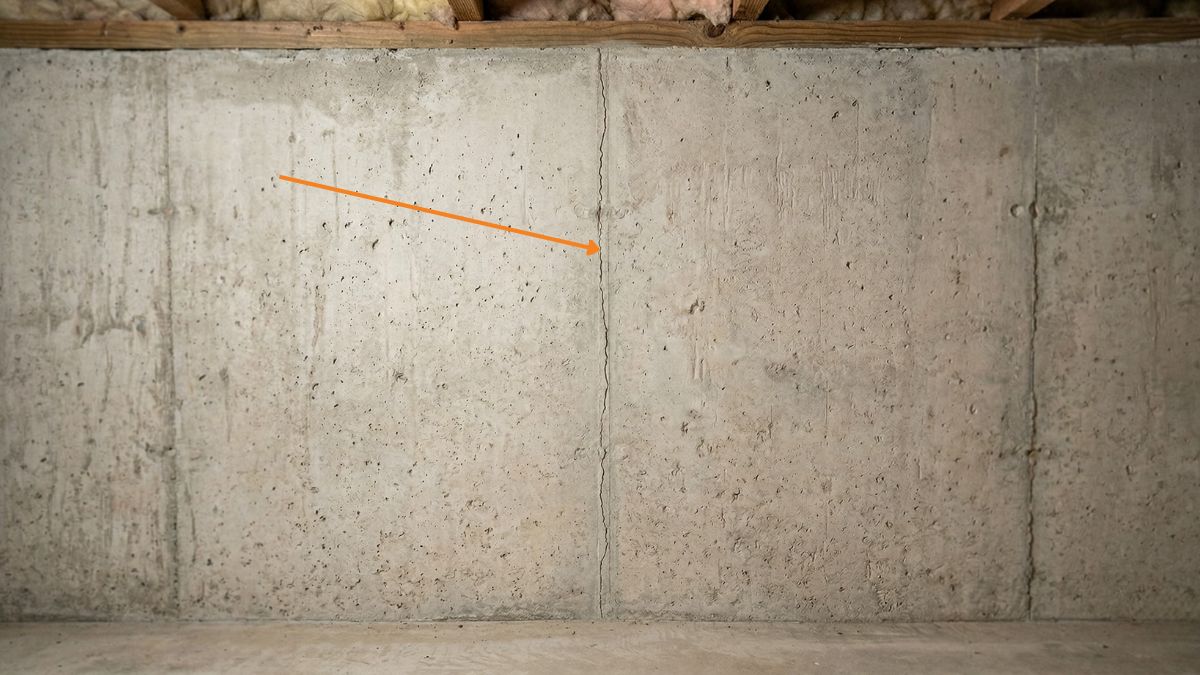 Pictures of Normal Foundation Cracks: Should You Worry? 4