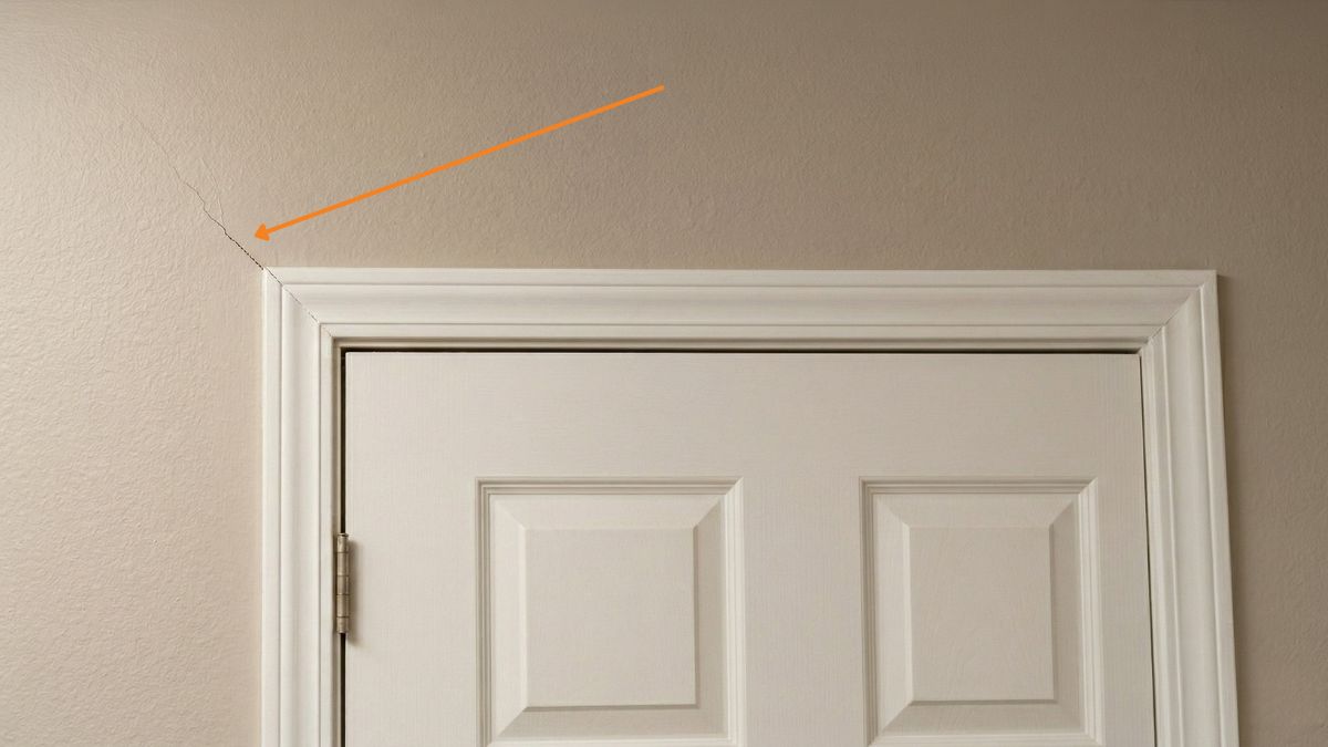 Pictures of Normal Foundation Cracks: Should You Worry? 7