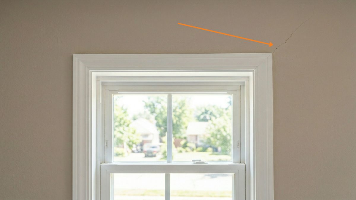 Pictures of Normal Foundation Cracks: Should You Worry? 8