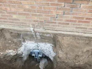 crack in brick wall outside